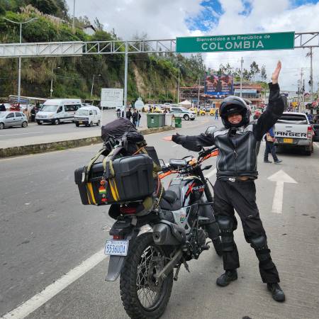 De Yacuiba al Caribe: Jessica, una mujer, una moto y un sueño sin fronteras