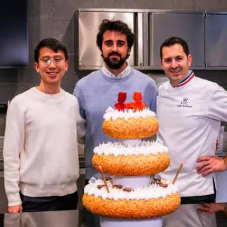 RoboCake: el pastel que baila, brilla y... ¡te puedes comer!